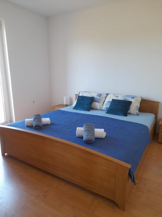 Holiday Home Anita Unesic エクステリア 写真